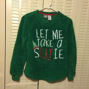 Long sleeve green christmas sweater